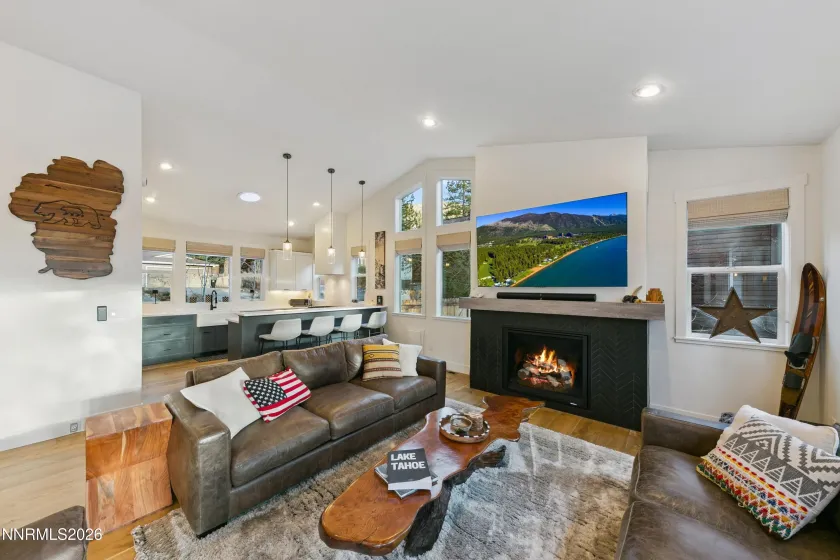 110 Sequoia, Stateline, Nevada 89449, 3 Bedrooms Bedrooms, ,4 BathroomsBathrooms,Residential,Residential,Sequoia,260004130