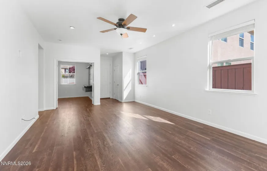 11760 Cervino, Reno, Nevada 89521, 3 Bedrooms Bedrooms, ,2 BathroomsBathrooms,Residential,Residential,Cervino,260004128