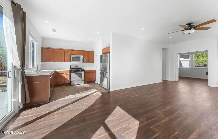 11760 Cervino, Reno, Nevada 89521, 3 Bedrooms Bedrooms, ,2 BathroomsBathrooms,Residential,Residential,Cervino,260004128