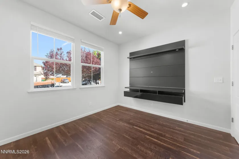 11760 Cervino, Reno, Nevada 89521, 3 Bedrooms Bedrooms, ,2 BathroomsBathrooms,Residential,Residential,Cervino,260004128