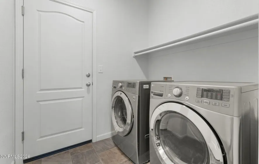 11760 Cervino, Reno, Nevada 89521, 3 Bedrooms Bedrooms, ,2 BathroomsBathrooms,Residential,Residential,Cervino,260004128