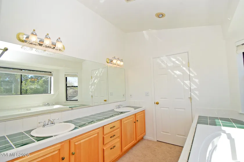 5712 Royal Vista, Reno, Nevada 89523, 5 Bedrooms Bedrooms, ,3 BathroomsBathrooms,Residential,Residential,Royal Vista,260004132