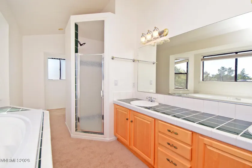 5712 Royal Vista, Reno, Nevada 89523, 5 Bedrooms Bedrooms, ,3 BathroomsBathrooms,Residential,Residential,Royal Vista,260004132