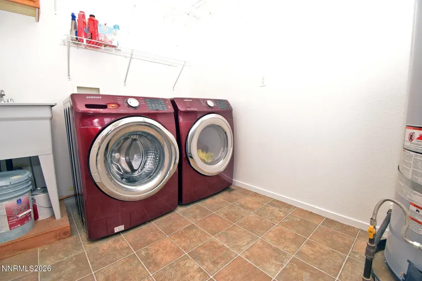 5712 Royal Vista, Reno, Nevada 89523, 5 Bedrooms Bedrooms, ,3 BathroomsBathrooms,Residential,Residential,Royal Vista,260004132