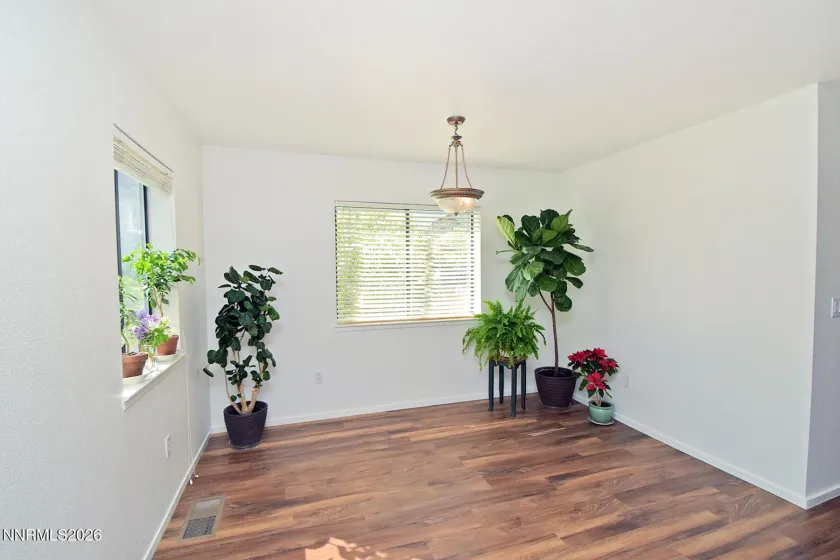 5712 Royal Vista, Reno, Nevada 89523, 5 Bedrooms Bedrooms, ,3 BathroomsBathrooms,Residential,Residential,Royal Vista,260004132