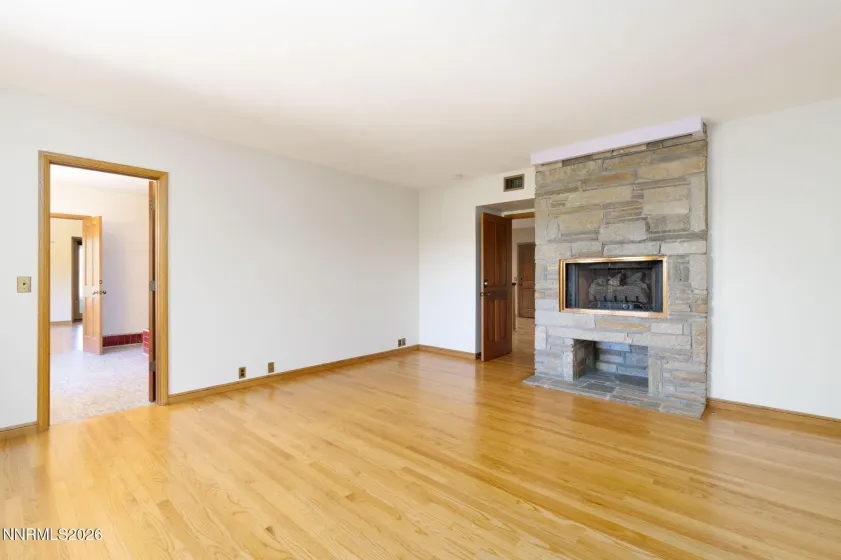 380 Genoa, Minden, Nevada 89423, 6 Bedrooms Bedrooms, ,6 BathroomsBathrooms,Residential,Residential,Genoa,260004134