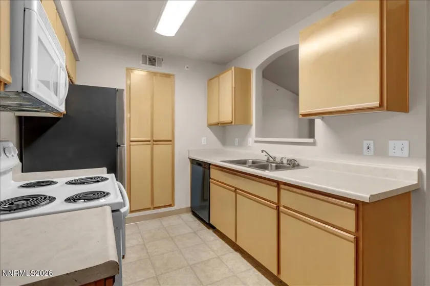 6850 Sharlands, Reno, Nevada 89523, 2 Bedrooms Bedrooms, ,2 BathroomsBathrooms,Residential,Residential,Sharlands,260004088