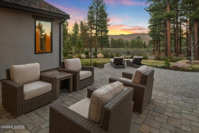 5120 Bordeaux, Reno, Nevada 89511, 3 Bedrooms Bedrooms, ,4 BathroomsBathrooms,Residential,Residential,Bordeaux,260004087