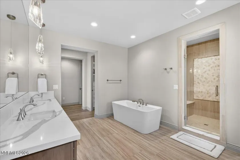 5120 Bordeaux, Reno, Nevada 89511, 3 Bedrooms Bedrooms, ,4 BathroomsBathrooms,Residential,Residential,Bordeaux,260004087