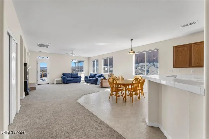 3142 Banestone, Sparks, Nevada 89436, 4 Bedrooms Bedrooms, ,3 BathroomsBathrooms,Residential,Residential,Banestone,260004089