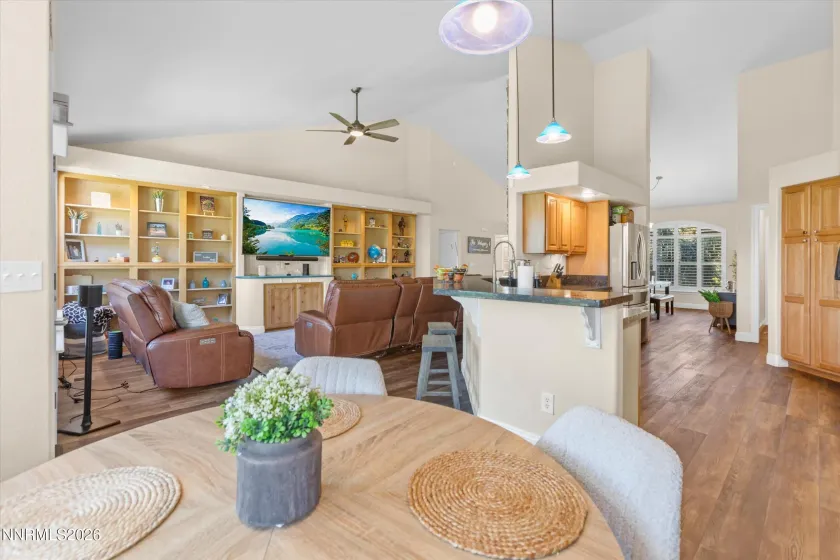 2226 Oak Ridge, Carson City, Nevada 89703, 4 Bedrooms Bedrooms, ,2 BathroomsBathrooms,Residential,Residential,Oak Ridge,260004094