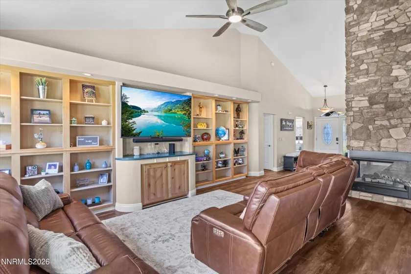 2226 Oak Ridge, Carson City, Nevada 89703, 4 Bedrooms Bedrooms, ,2 BathroomsBathrooms,Residential,Residential,Oak Ridge,260004094