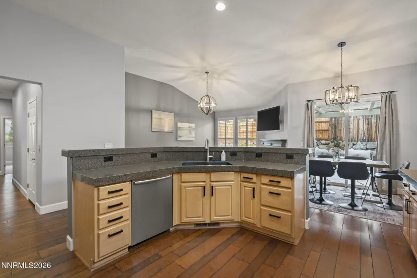 4814 Ramcreek, Reno, Nevada 89519, 3 Bedrooms Bedrooms, ,2 BathroomsBathrooms,Residential,Residential,Ramcreek,260004097