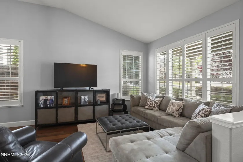 4814 Ramcreek, Reno, Nevada 89519, 3 Bedrooms Bedrooms, ,2 BathroomsBathrooms,Residential,Residential,Ramcreek,260004097