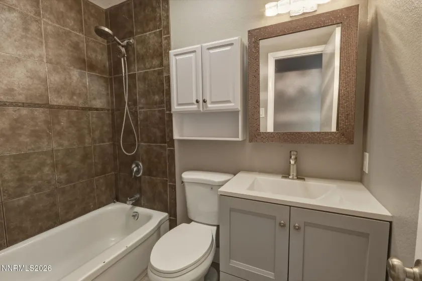 3260 Heights, Reno, Nevada 89503, 4 Bedrooms Bedrooms, ,3 BathroomsBathrooms,Residential,Residential,Heights,260004102