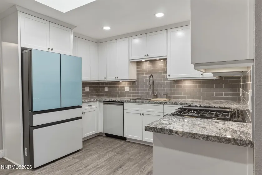 3260 Heights, Reno, Nevada 89503, 4 Bedrooms Bedrooms, ,3 BathroomsBathrooms,Residential,Residential,Heights,260004102