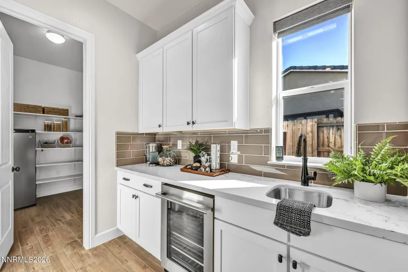 9752 Silverspar, Reno, Nevada 89521, 4 Bedrooms Bedrooms, ,5 BathroomsBathrooms,Residential,Residential,Silverspar,260004103