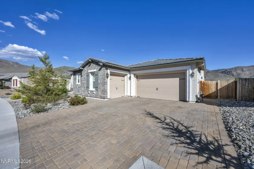 9752 Silverspar, Reno, Nevada 89521, 4 Bedrooms Bedrooms, ,5 BathroomsBathrooms,Residential,Residential,Silverspar,260004103