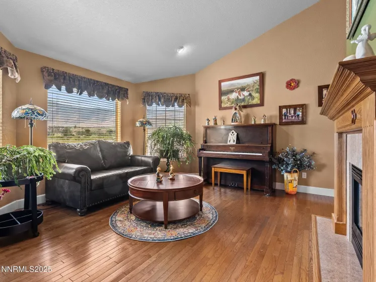 801 Larson, Coleville, California 96107, 4 Bedrooms Bedrooms, ,3 BathroomsBathrooms,Residential,Residential,Larson,260004104