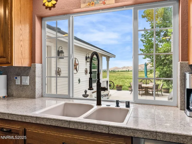 801 Larson, Coleville, California 96107, 4 Bedrooms Bedrooms, ,3 BathroomsBathrooms,Residential,Residential,Larson,260004104