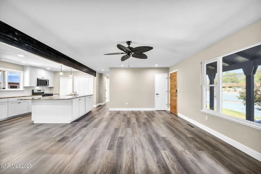 5500 Edmonds, Carson City, Nevada 89701, 4 Bedrooms Bedrooms, ,3 BathroomsBathrooms,Residential,Residential,Edmonds,260004105