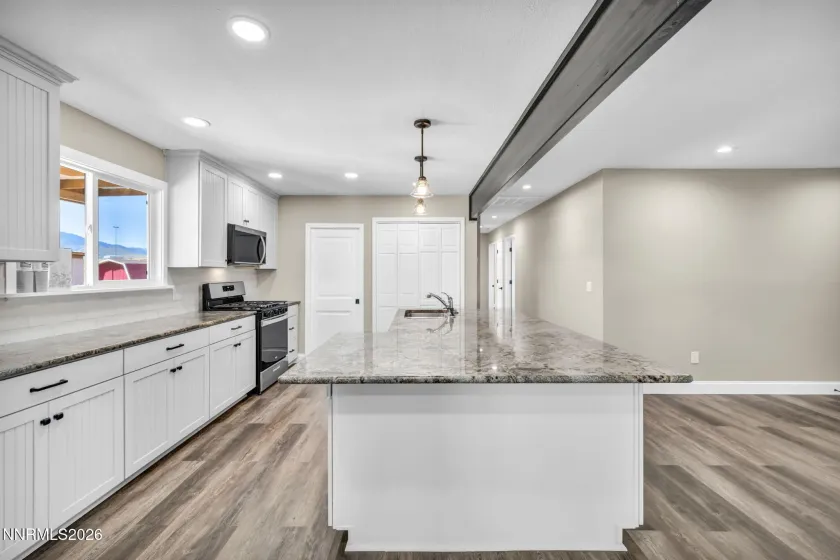 5500 Edmonds, Carson City, Nevada 89701, 4 Bedrooms Bedrooms, ,3 BathroomsBathrooms,Residential,Residential,Edmonds,260004105