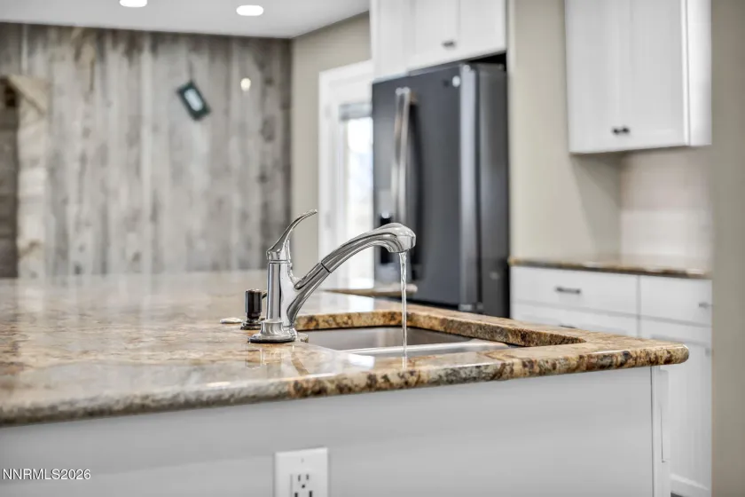 5500 Edmonds, Carson City, Nevada 89701, 4 Bedrooms Bedrooms, ,3 BathroomsBathrooms,Residential,Residential,Edmonds,260004105