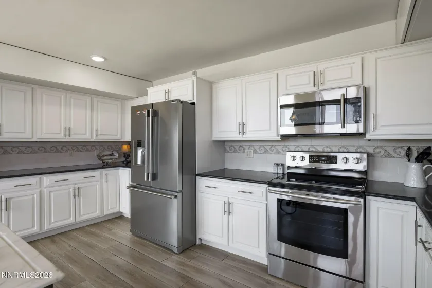 100 Arlington, Reno, Nevada 89501, 3 Bedrooms Bedrooms, ,3 BathroomsBathrooms,Residential,Residential,Arlington,260004107