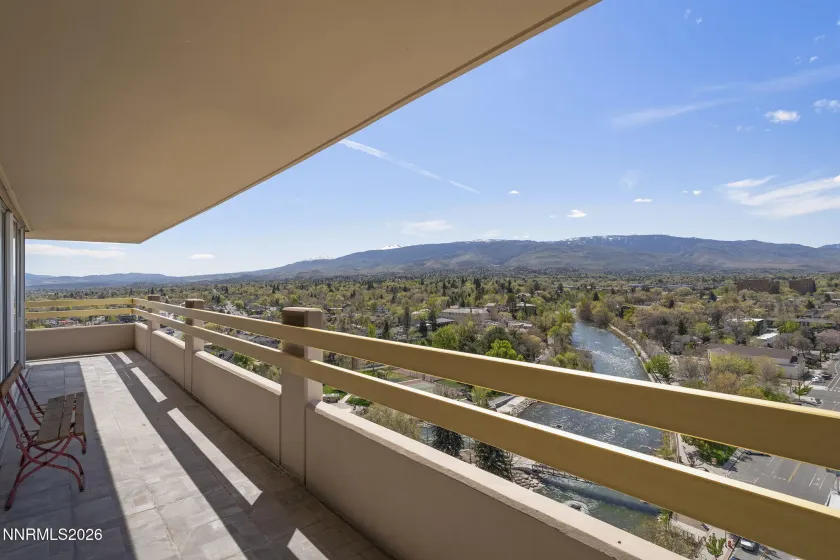 100 Arlington, Reno, Nevada 89501, 3 Bedrooms Bedrooms, ,3 BathroomsBathrooms,Residential,Residential,Arlington,260004107