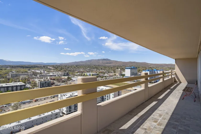 100 Arlington, Reno, Nevada 89501, 3 Bedrooms Bedrooms, ,3 BathroomsBathrooms,Residential,Residential,Arlington,260004107