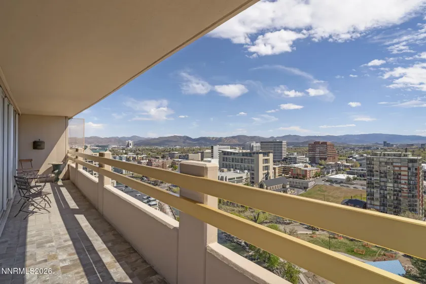 100 Arlington, Reno, Nevada 89501, 3 Bedrooms Bedrooms, ,3 BathroomsBathrooms,Residential,Residential,Arlington,260004107