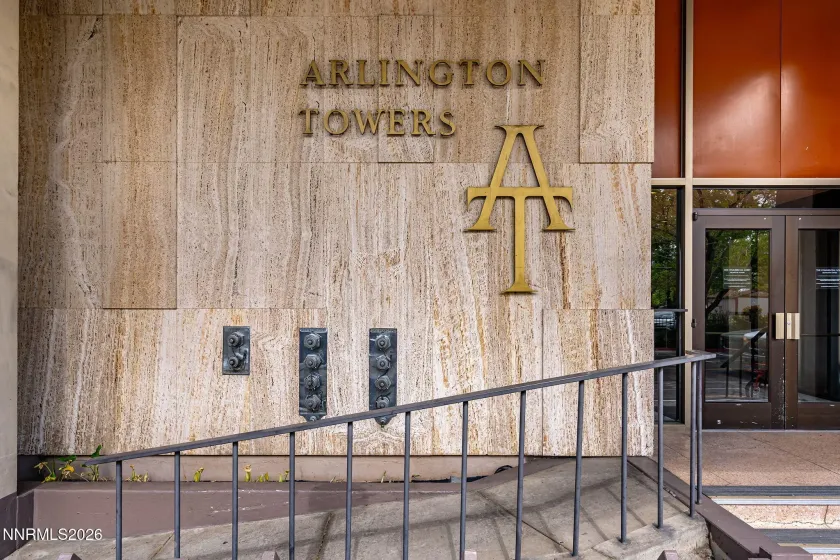 100 Arlington, Reno, Nevada 89501, 3 Bedrooms Bedrooms, ,3 BathroomsBathrooms,Residential,Residential,Arlington,260004107