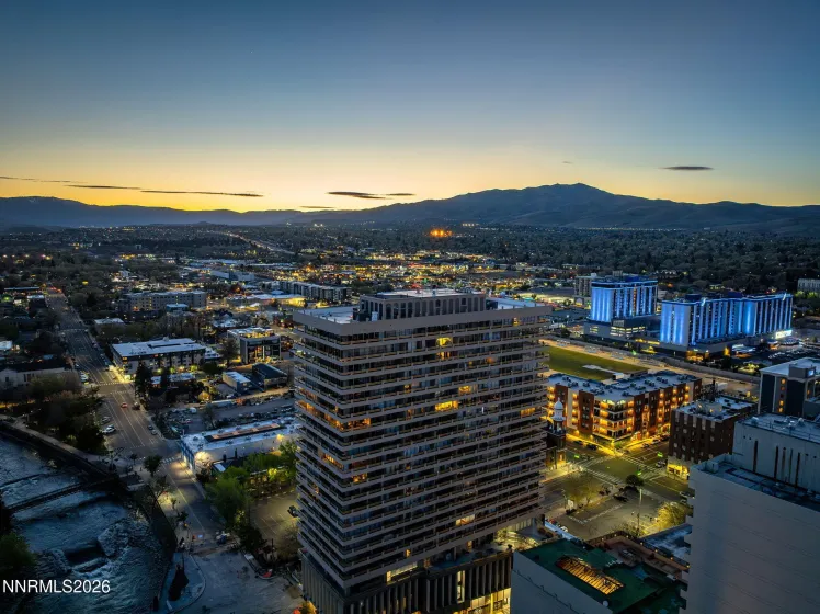 100 Arlington, Reno, Nevada 89501, 3 Bedrooms Bedrooms, ,3 BathroomsBathrooms,Residential,Residential,Arlington,260004107