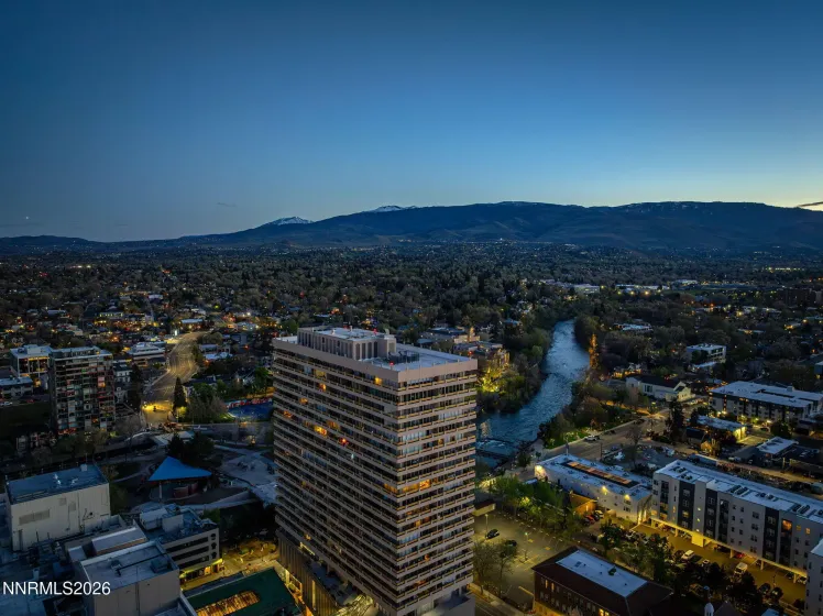 100 Arlington, Reno, Nevada 89501, 3 Bedrooms Bedrooms, ,3 BathroomsBathrooms,Residential,Residential,Arlington,260004107