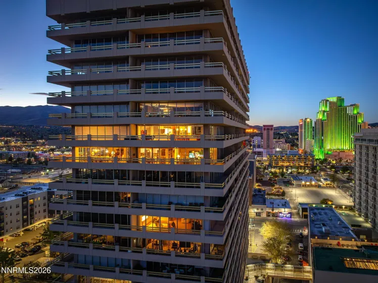 100 Arlington, Reno, Nevada 89501, 3 Bedrooms Bedrooms, ,3 BathroomsBathrooms,Residential,Residential,Arlington,260004107