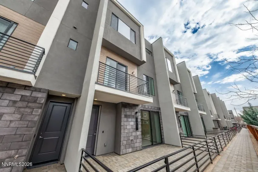 161 Rissone, Reno, Nevada 89503, 3 Bedrooms Bedrooms, ,3 BathroomsBathrooms,Residential,Residential,Rissone,260004106