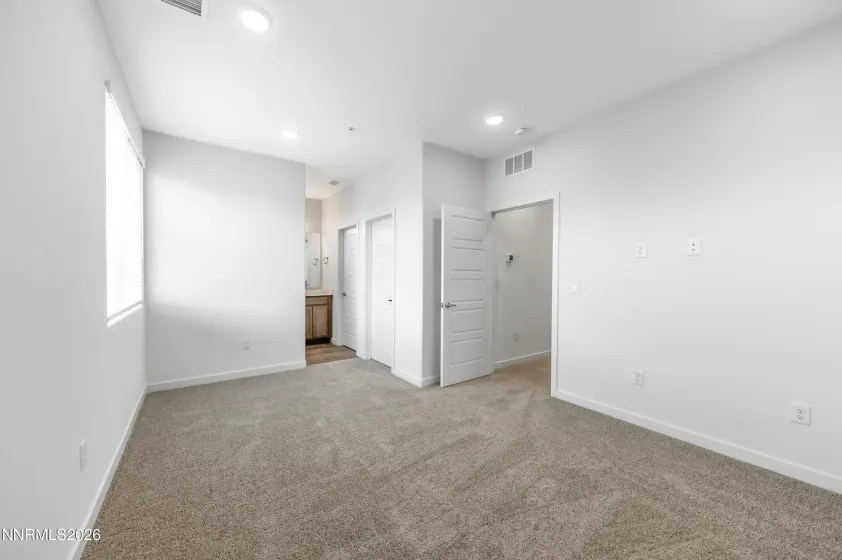 175 Rissone, Reno, Nevada 89503, 2 Bedrooms Bedrooms, ,4 BathroomsBathrooms,Residential,Residential,Rissone,260004111