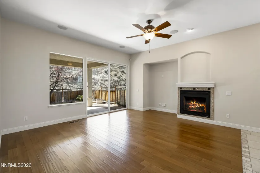 2815 Falcon Ridge, Sparks, Nevada 89436, 3 Bedrooms Bedrooms, ,2 BathroomsBathrooms,Residential,Residential,Falcon Ridge,260004114