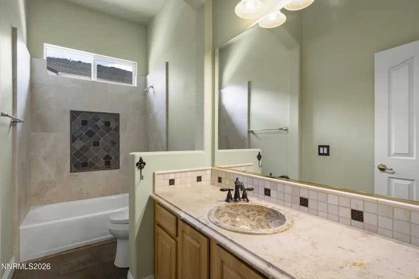 2815 Falcon Ridge, Sparks, Nevada 89436, 3 Bedrooms Bedrooms, ,2 BathroomsBathrooms,Residential,Residential,Falcon Ridge,260004114