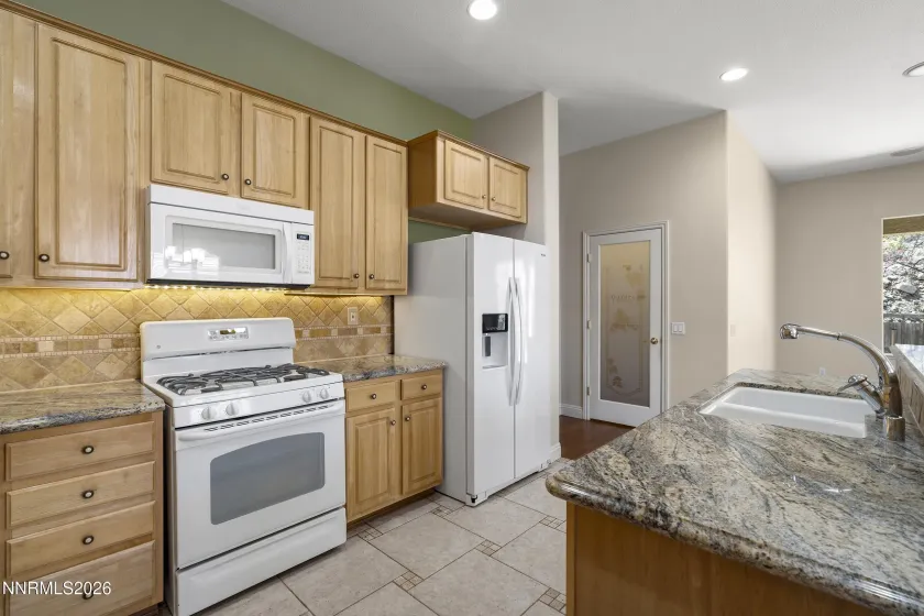 2815 Falcon Ridge, Sparks, Nevada 89436, 3 Bedrooms Bedrooms, ,2 BathroomsBathrooms,Residential,Residential,Falcon Ridge,260004114