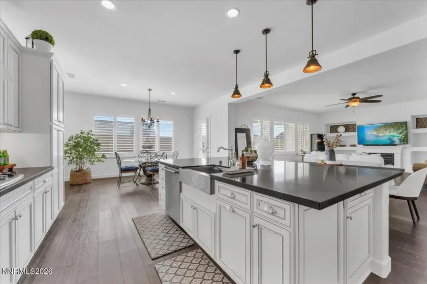 302 Desert Chukar, Spanish Springs, Nevada 89441, 4 Bedrooms Bedrooms, ,3 BathroomsBathrooms,Residential,Residential,Desert Chukar,260004137