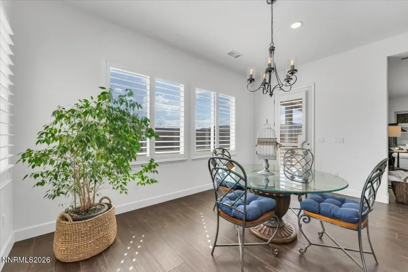 302 Desert Chukar, Spanish Springs, Nevada 89441, 4 Bedrooms Bedrooms, ,3 BathroomsBathrooms,Residential,Residential,Desert Chukar,260004137