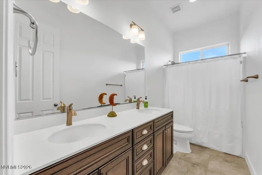 302 Desert Chukar, Spanish Springs, Nevada 89441, 4 Bedrooms Bedrooms, ,3 BathroomsBathrooms,Residential,Residential,Desert Chukar,260004137