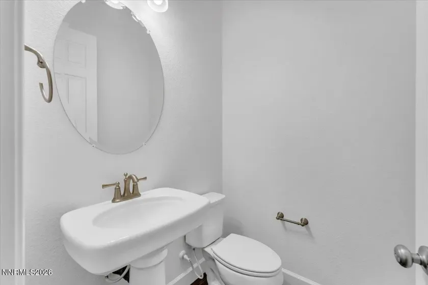 302 Desert Chukar, Spanish Springs, Nevada 89441, 4 Bedrooms Bedrooms, ,3 BathroomsBathrooms,Residential,Residential,Desert Chukar,260004137