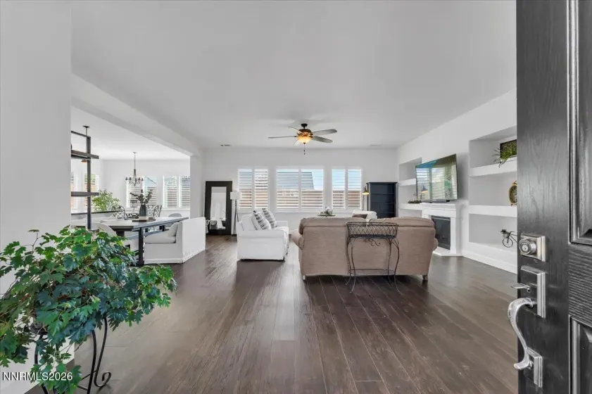 302 Desert Chukar, Spanish Springs, Nevada 89441, 4 Bedrooms Bedrooms, ,3 BathroomsBathrooms,Residential,Residential,Desert Chukar,260004137