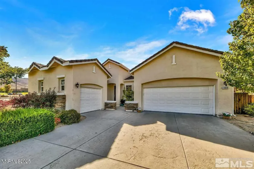 1830 Kodiak, Reno, Nevada 89511, 4 Bedrooms Bedrooms, ,3 BathroomsBathrooms,Residential Lease,Manufactured,Kodiak,260004138