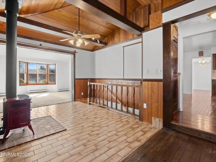 995 Bates, Reno, Nevada 89502, 2 Bedrooms Bedrooms, ,2 BathroomsBathrooms,Residential,Residential,Bates,260004139