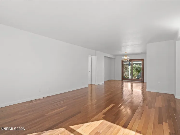 995 Bates, Reno, Nevada 89502, 2 Bedrooms Bedrooms, ,2 BathroomsBathrooms,Residential,Residential,Bates,260004139