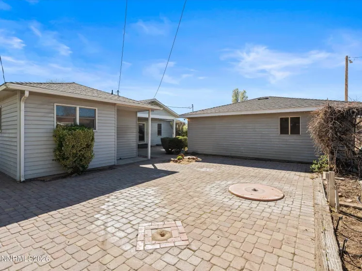 995 Bates, Reno, Nevada 89502, 2 Bedrooms Bedrooms, ,2 BathroomsBathrooms,Residential,Residential,Bates,260004139