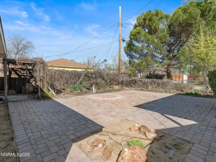 995 Bates, Reno, Nevada 89502, 2 Bedrooms Bedrooms, ,2 BathroomsBathrooms,Residential,Residential,Bates,260004139